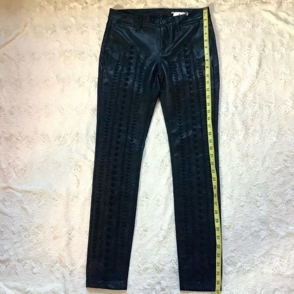 BLANK NYC Wake Up Call Faux Leather skinny pants - Picture 6 of 13